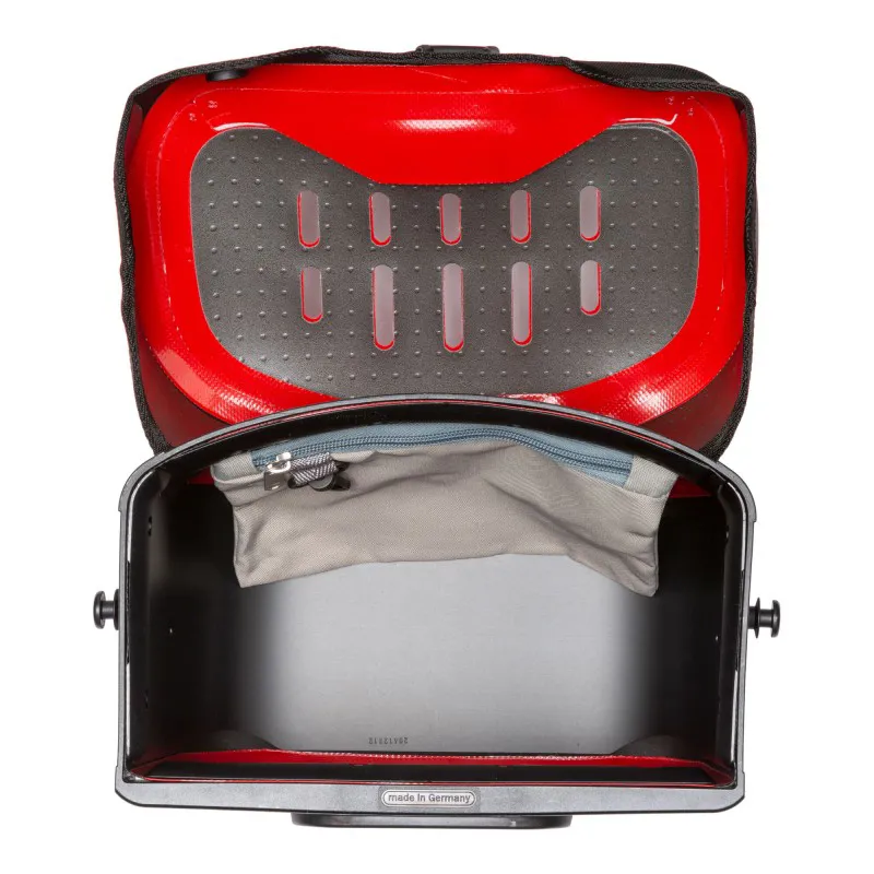 Ortlieb Ultimate Six Classic 6.5L Handlebar Bag in Red-3